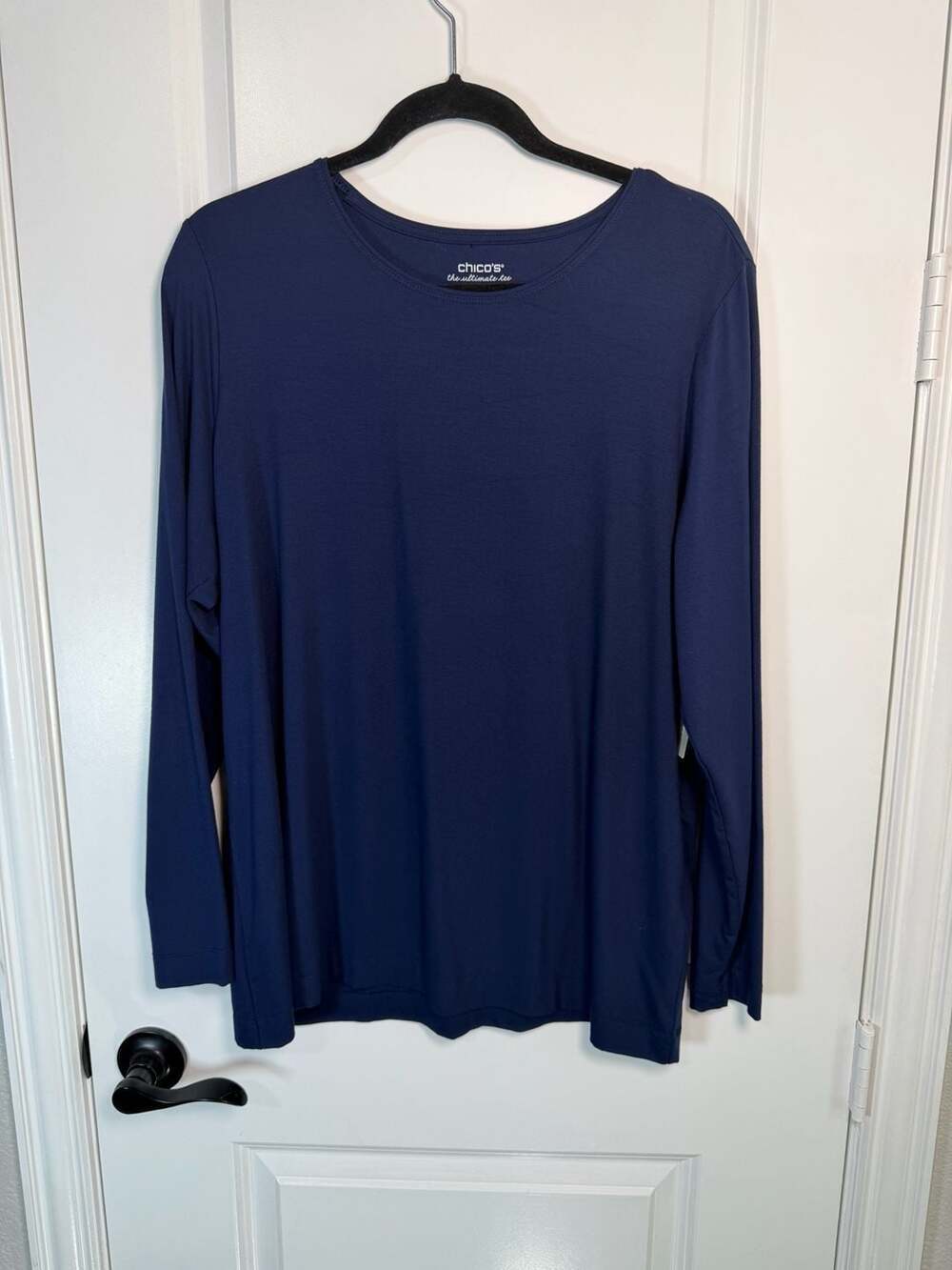 Chico's Ultimate Tee Long Sleeve Essential Knit Top in Kings Navy